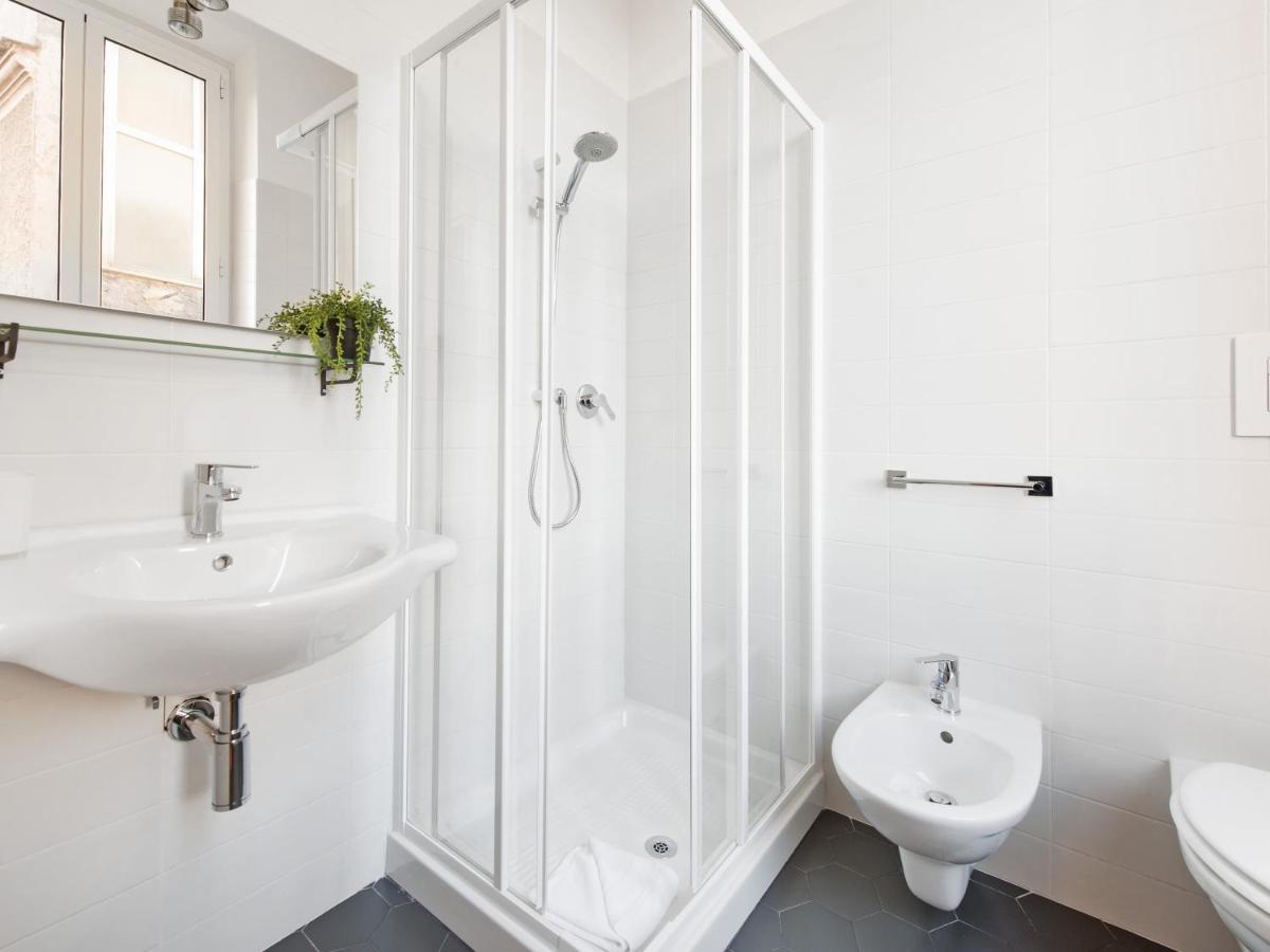 רומא Retro Rooms Termini מראה חיצוני תמונה